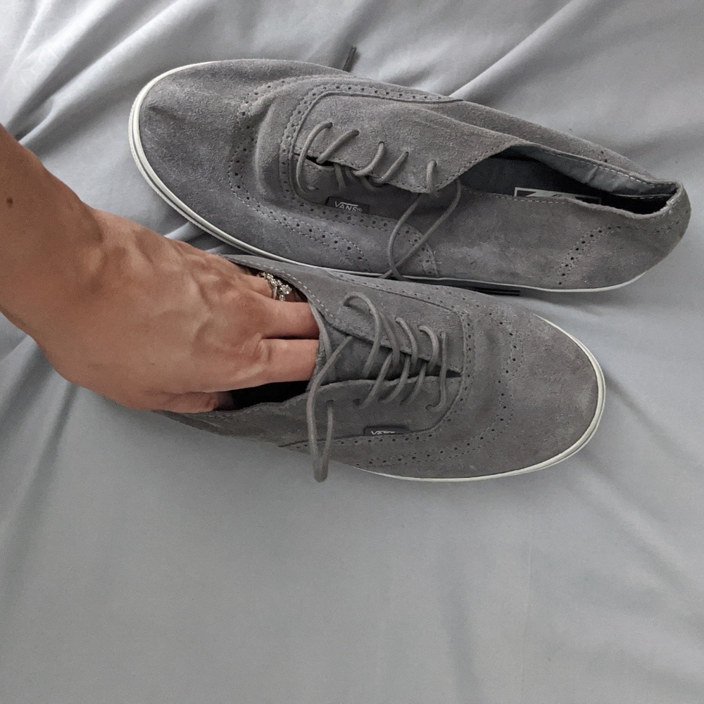 Vans Wingtip Gray Suede - Women's 9.5